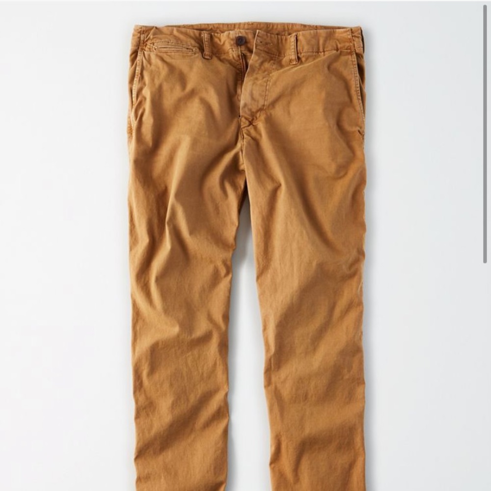 American eagle khaki pants